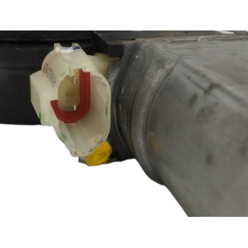 Recambio de elevalunas delantero derecho para hyundai i10 1.0 cat referencia OEM IAM 82402B4110 82460B4000 