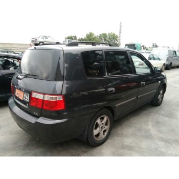 kia carens del año 2004