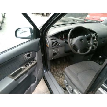 kia carens del año 2004