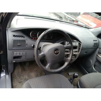 kia carens del año 2004