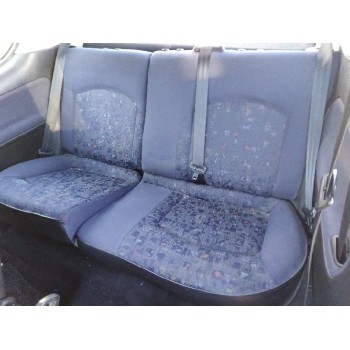 peugeot 206 berlina del año 2001