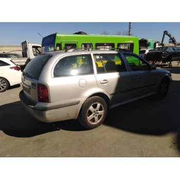 skoda octavia combi (1u5) del año 2001