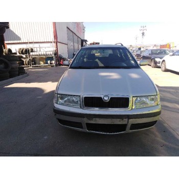 skoda octavia combi (1u5) del año 2001