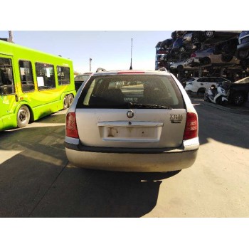 skoda octavia combi (1u5) del año 2001