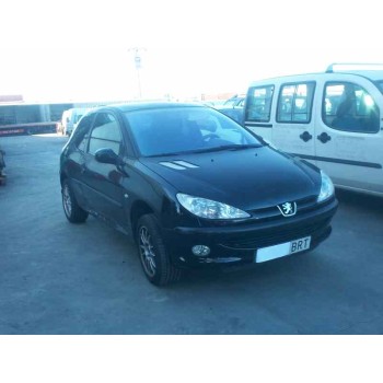 peugeot 206 berlina del año 2001