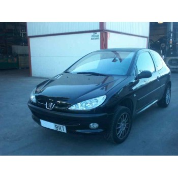 peugeot 206 berlina del año 2001