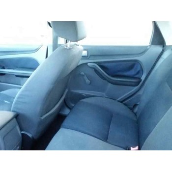 ford focus berlina (cap) del año 2005