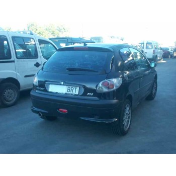 peugeot 206 berlina del año 2001
