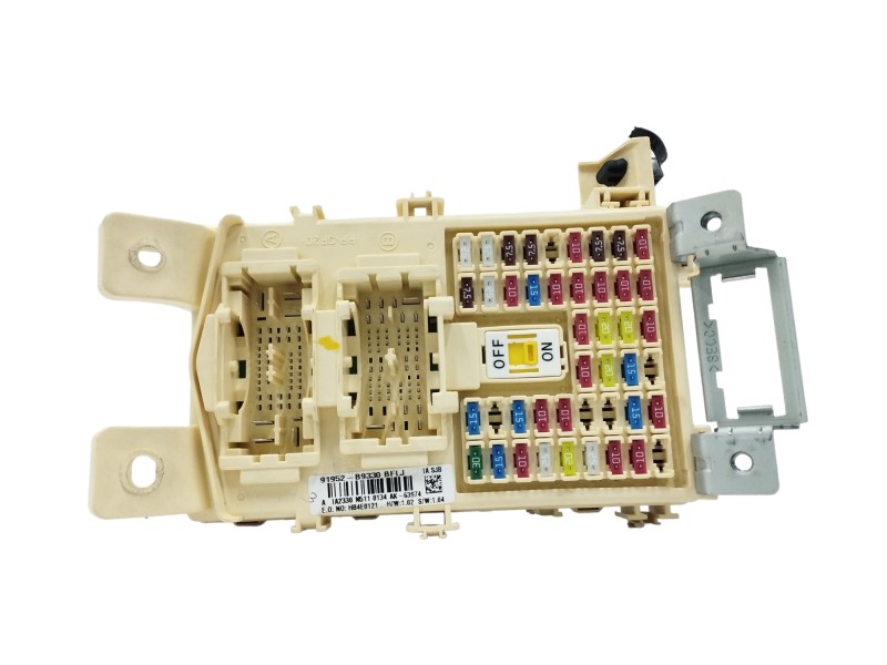 Recambio de caja reles / fusibles para hyundai i10 1.0 cat referencia OEM IAM 91952B9330  