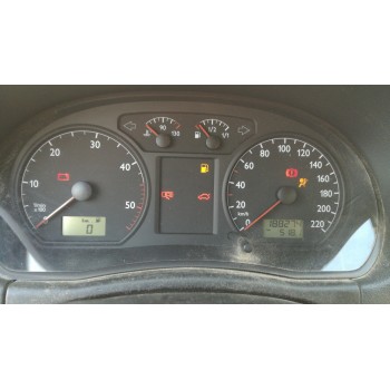 volkswagen polo (9n1) del año 2002