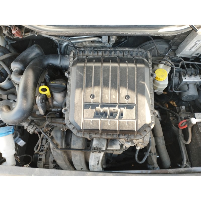 VOLKSWAGEN POLO V (6R1, 6C1) 2015