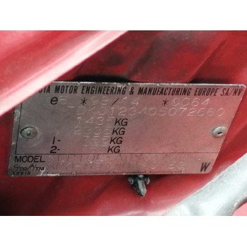 toyota yaris (_p1_) del año 2004