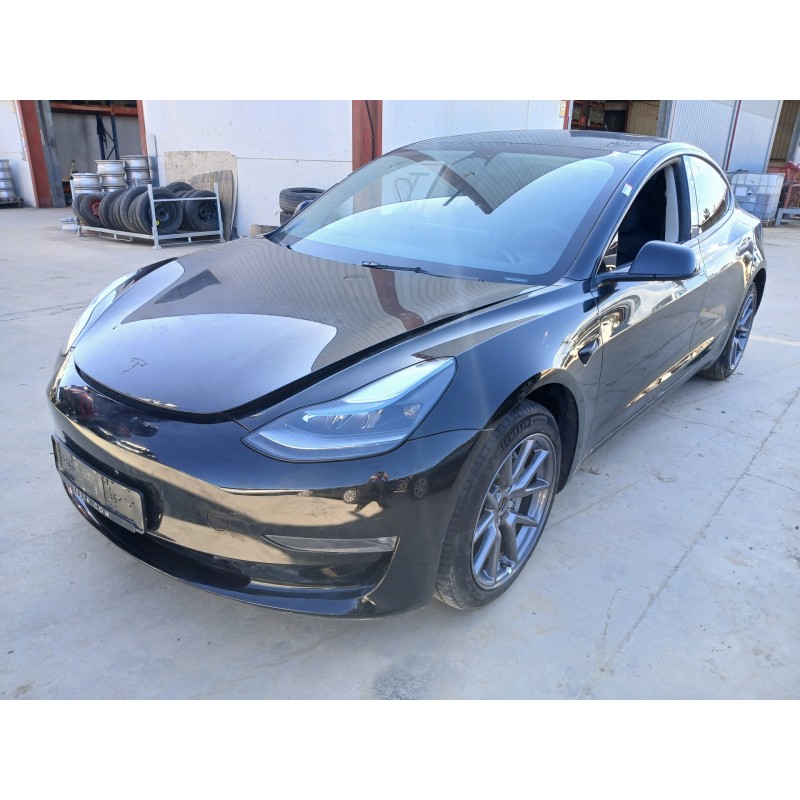 TESLA MODEL 3 (5YJ3)