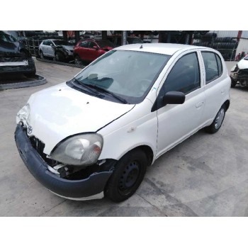toyota yaris (_p1_) del año 2001