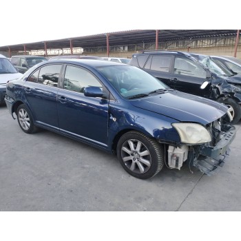 toyota avensis berlina (t25) del año 2005