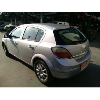 opel astra h berlina del año 2005
