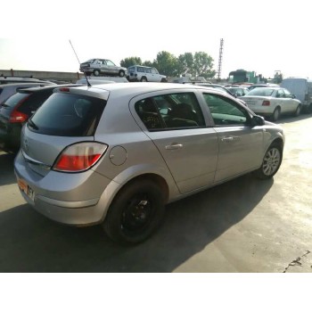 opel astra h berlina del año 2005