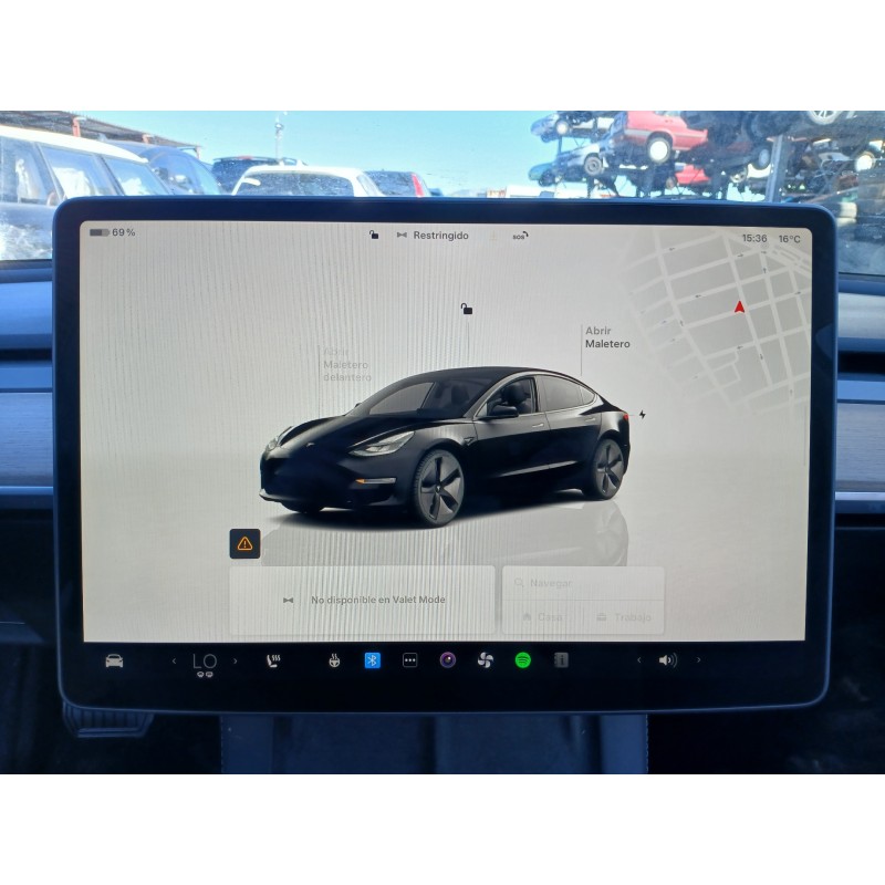 TESLA MODEL 3 2023