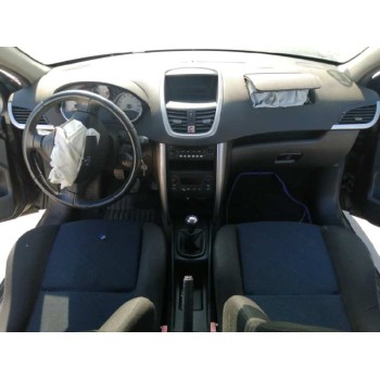 peugeot 207 del año 2006