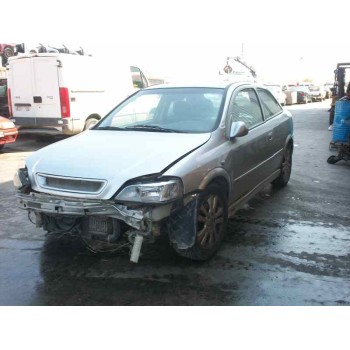 opel astra g berlina del año 2001