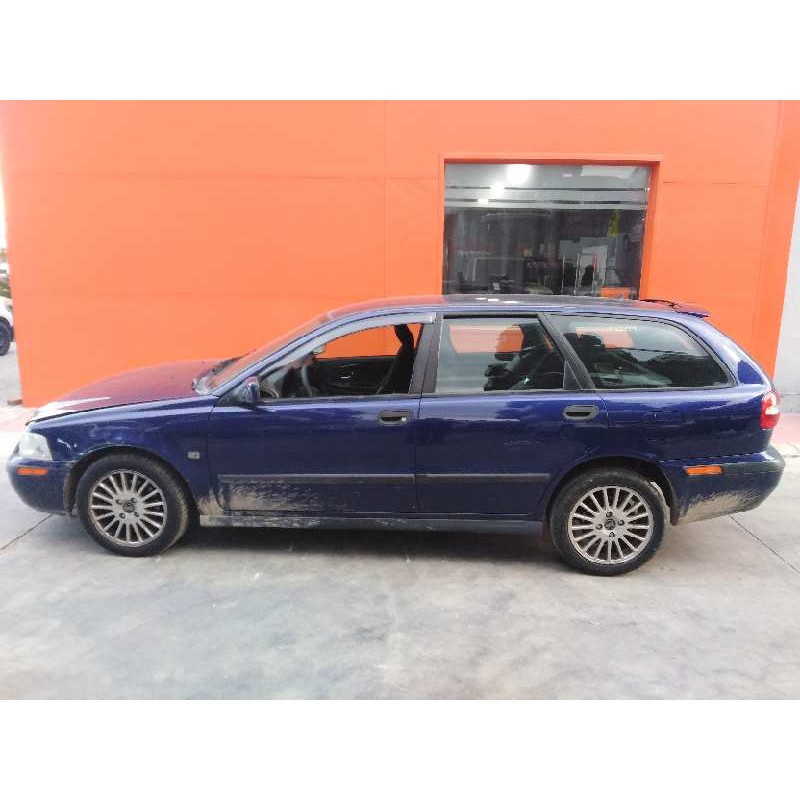 VOLVO V40 FAMILIAR