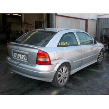 opel astra g berlina del año 2001