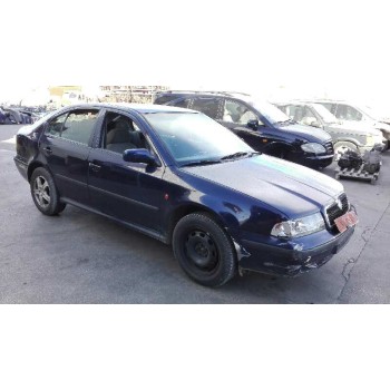 skoda octavia berlina (1u2) del año 1999