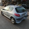 peugeot 206 berlina del año 2001