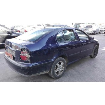 skoda octavia berlina (1u2) del año 1999