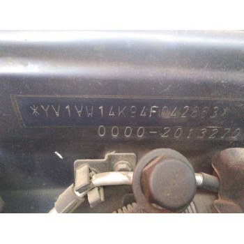 volvo v40 familiar del año 2003