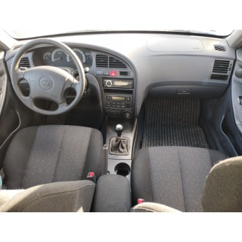hyundai elantra (xd) del año 2001
