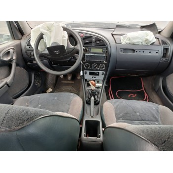 citroën xsara berlina del año 2004