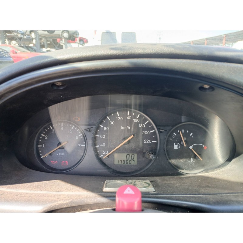 FORD FIESTA BERLINA (DX) 2001