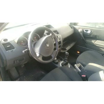 renault megane ii classic berlina del año 2005