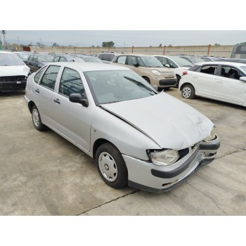seat cordoba berlina (6k2) del año 2003