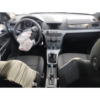 opel astra gtc del año 2006