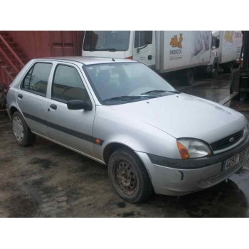 ford fiesta berlina (dx) del año 2000