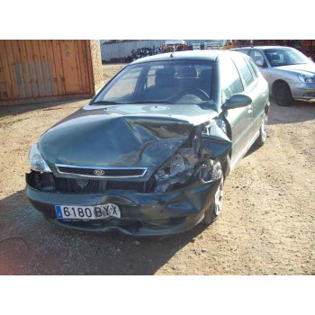 kia rio del año 2002