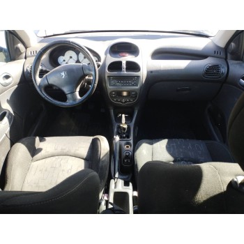 peugeot 206 berlina del año 2005