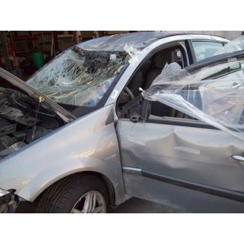 renault megane ii classic berlina del año 2003