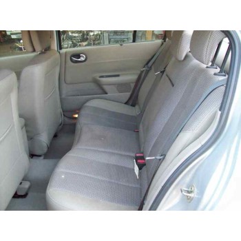 renault megane ii classic berlina del año 2003