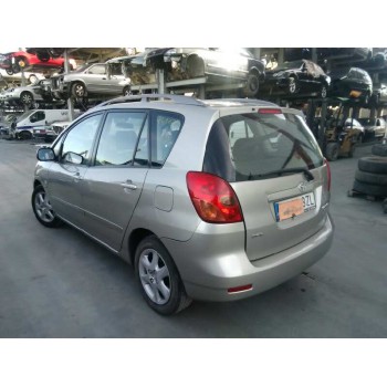 toyota corolla verso (e12) del año 2002