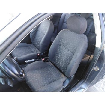 ford focus berlina (cak) del año 2004