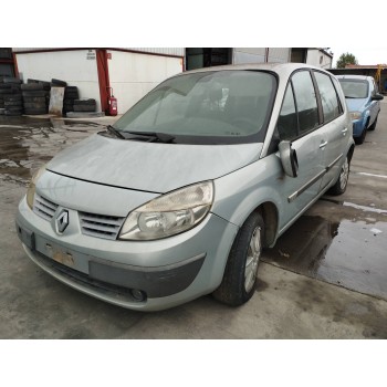 renault scenic ii del año 2004