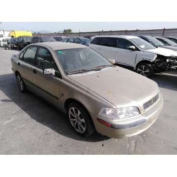 volvo s40 berlina del año 2002