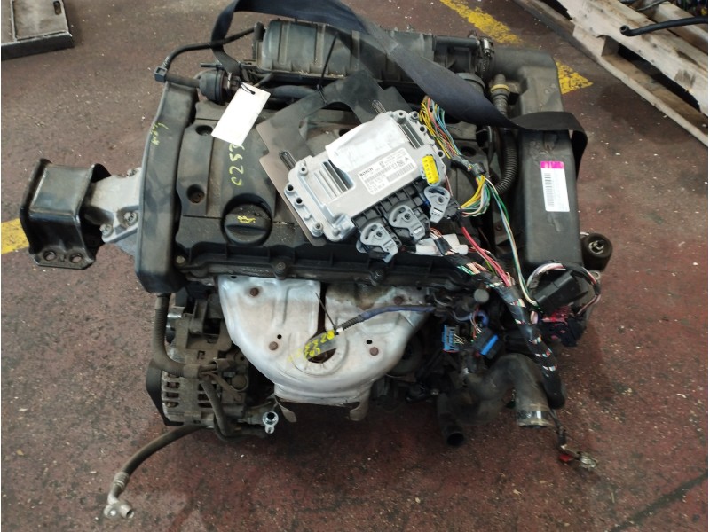 Recambio de motor completo para citroën c4 berlina 1.6 16v cat (nfu / tu5jp4) referencia OEM IAM NFU  