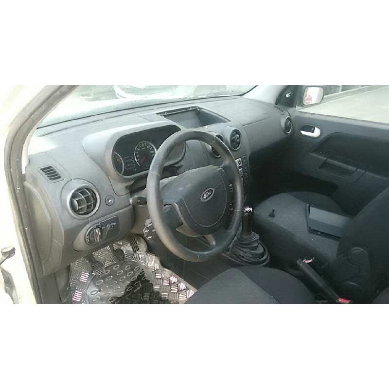 FORD FUSION (JU_) 2004