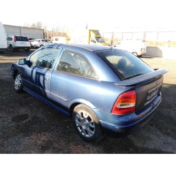 opel astra g berlina del año 2002