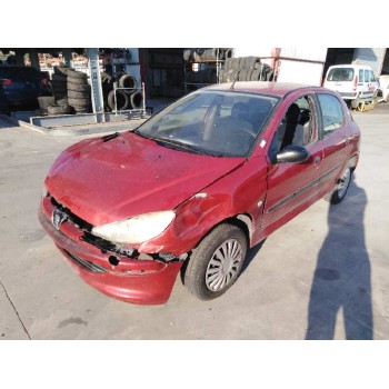 peugeot 206 berlina del año 2001