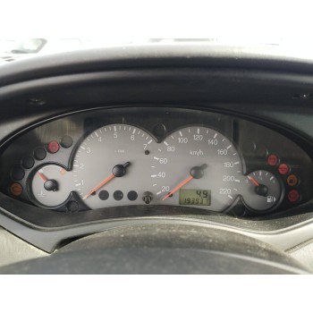 ford focus berlina (cak) del año 2003